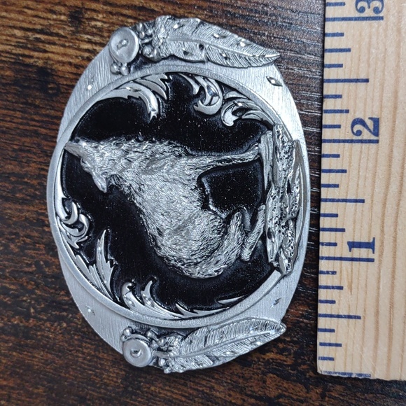 Siskiyou Buckle Co. Wolf Buckle - Picture 5 of 7